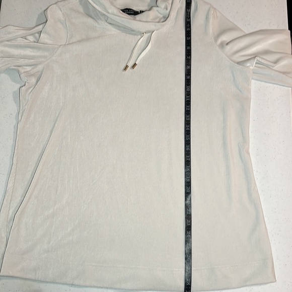 Susan Graver Weekend Ribbed Velour Pull Over Size XL - Picture 7 of 7